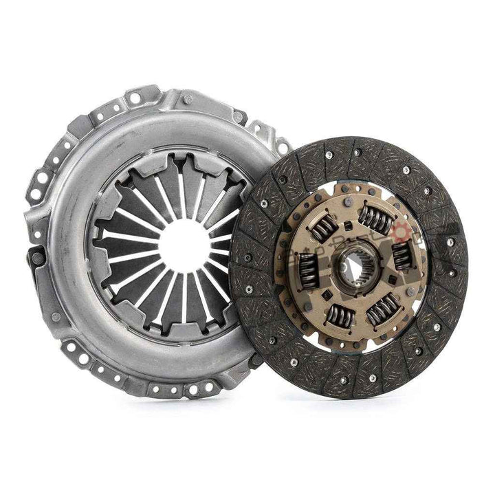 Toyota Qualis Clutch Kit (Disc+Pressure Plate) | 1999-2004 | Valeo
