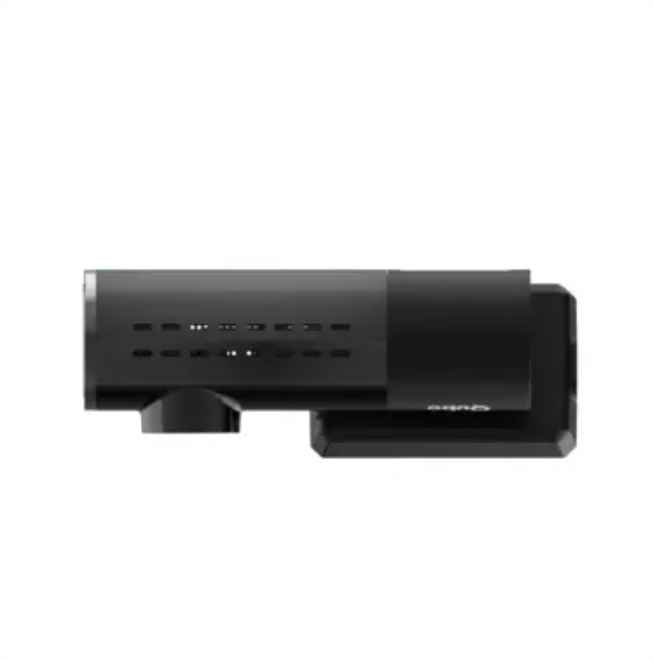 QUBO 4G Live Streaming Dash Cam mounted behind a car windscreen