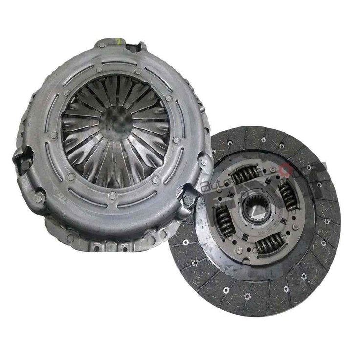 Toyota Innova Clutch Kit (Disc+Pressure Plate) | 2005-2016 | Valeo