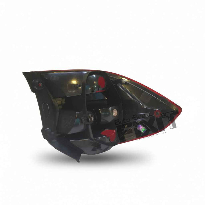 FORD LENS REAR STOP AND FLASHER LAMP RH-ASPIRE 1ST GEN 2015-2018 Compatible with FORD FIGO ASPIRE Vehicle_1