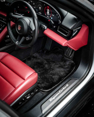 Luxury Plush Car Floor Mats – Ultra Soft Premium Fur Carpet Set (4 Pieces)