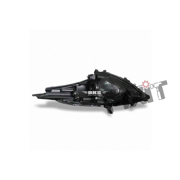 Maruti Suzuki Swift Headlight - Right | 2011-2016 – Installed Photo