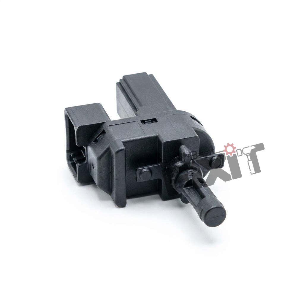 Ford EcoSport, Endeavour, Fiesta & Figo Clutch Pedal Switch | 2009–2021 | Ford Genuine