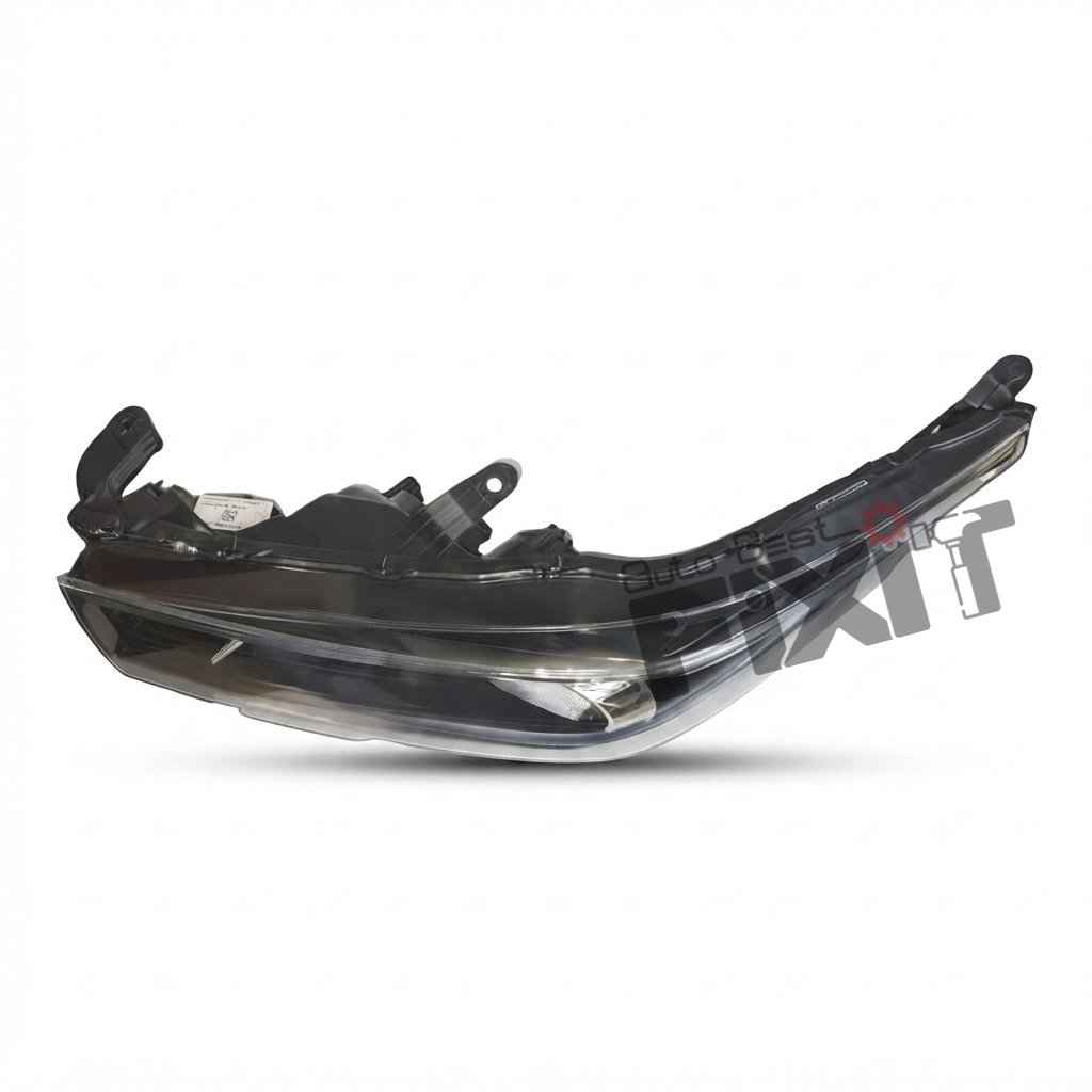 Toyota Innova Crysta HEAD LIGHT LEFT-INNOVA CRYSTA 2016-NOW PTL/DSL Diesel | 2016-2020 | TOYOTA / LEXUS