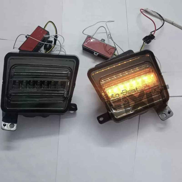 Mahindra Thar Fender DRL Smoke Sleek LED Daytime Running Lights With Turn Indicator – Premium Quality Desi