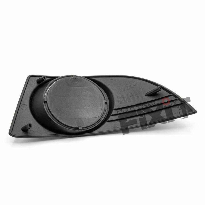 Optra / Optra Magnum Fog Lamp Cover Right Hand | 2003-2012 | OEM Replacement Part