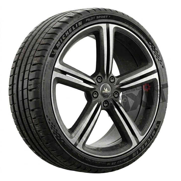 Michelin PilotSport4S 235/40R19 tyre  Compatible with ASTON MARTIN 1 Series, 2 Series Gran Coupe Vehicle_1