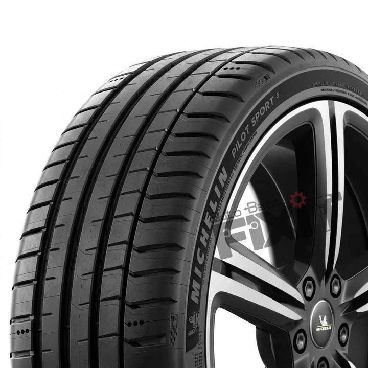 Michelin PilotSport4S 235/40R19 tyre  Compatible with ASTON MARTIN 1 Series, 2 Series Gran Coupe Vehicle_3