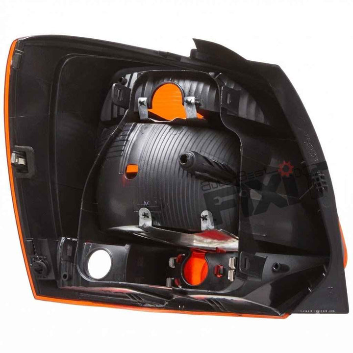 Volkswagen Polo Tail Light Assembly Right (RH) (Rear Combination Lamp) | 2009-2014 | UNO MINDA