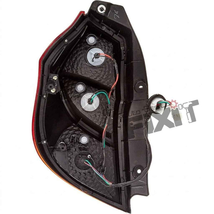 Maruti Suzuki Alto K10 Tail Light Assembly Right (RH) With Wire | 2014-2020 | UNO MINDA