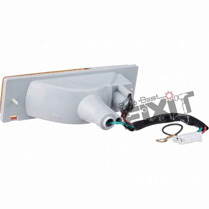 Maruti Suzuki Omni Front Indicator Light Right (RH) (Turn Signal Lamp) | 1984-2005 | UNO MINDA